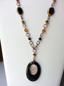 I made this necklace recently, recalling my time in Africa. I call it Serengeti queen. You can find it on my Etsy shop.